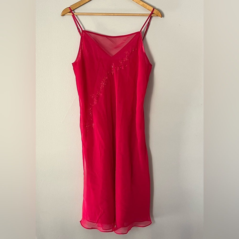 Women’s Valerie Stevens Pink Sheer Nightgown Elegant Magenta Slip Dress